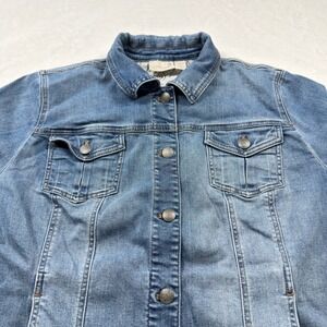 Chico's Denim Jacket Womens 3 L/XL Blue Medium Wash Lace Back Good Ornate Button